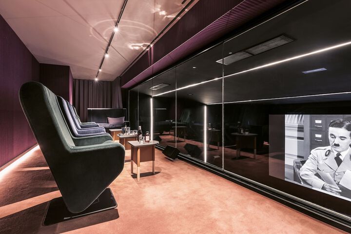 Business Center 36 of 40