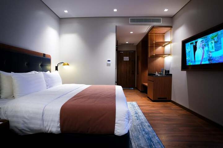 Room 22 of 30