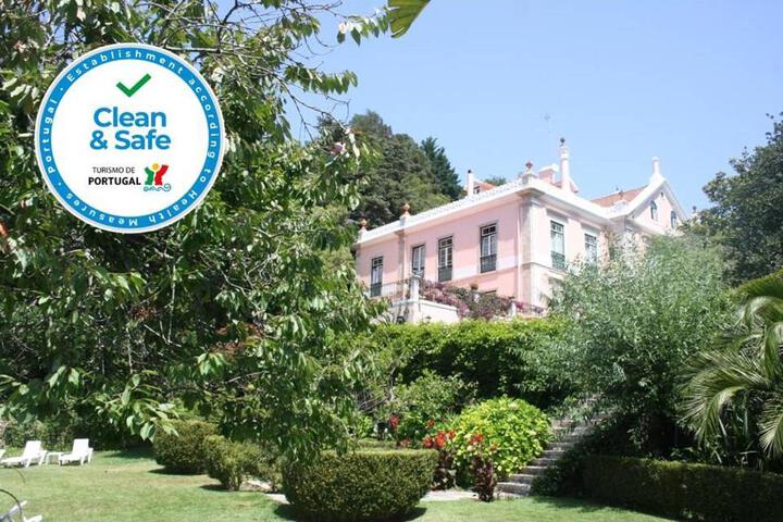 Exterior of Hotel Sintra Jardim