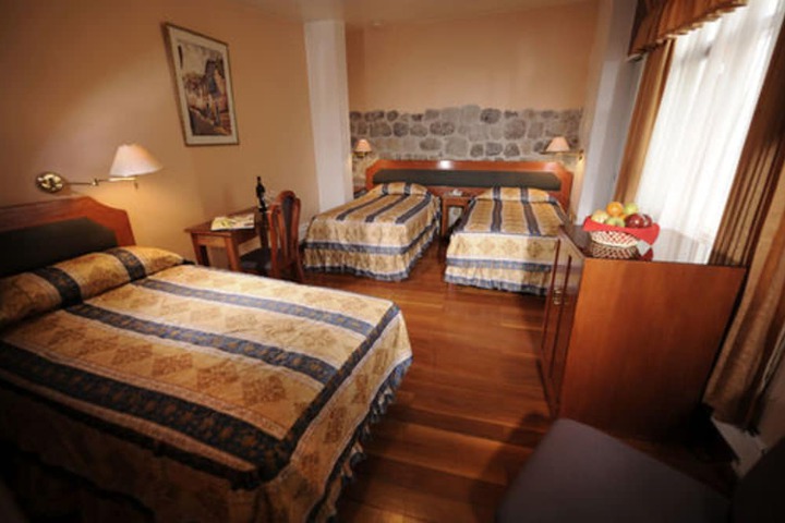 Room 6 of 40