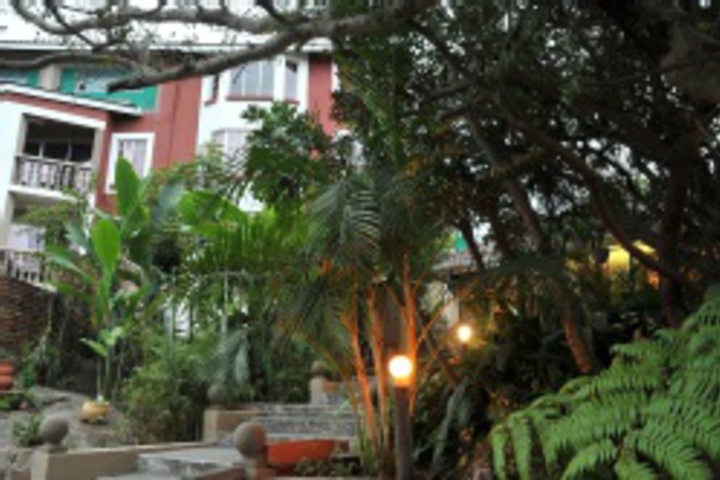 Hotel Exterior 31 of 168