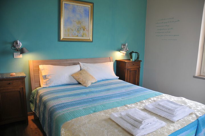 Room 7 of 72