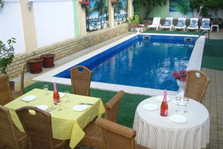 Pool 34 of 44