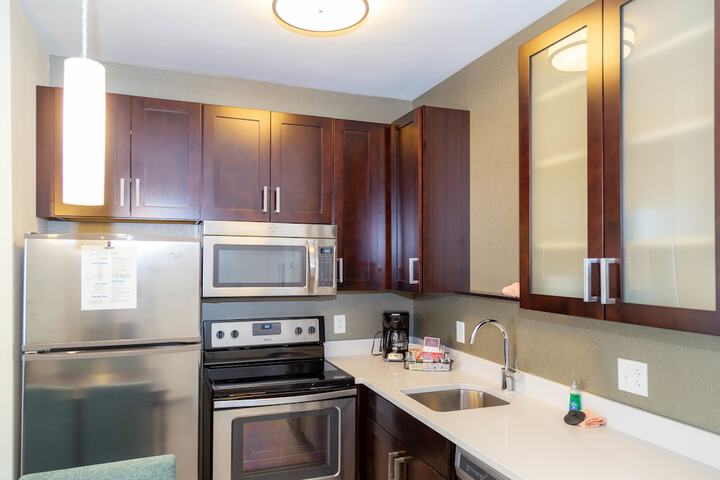 Private kitchenette