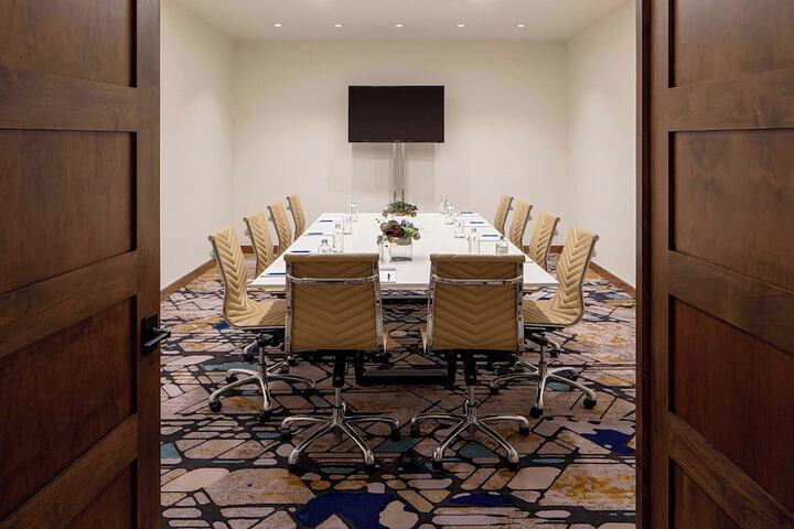 Meeting facility