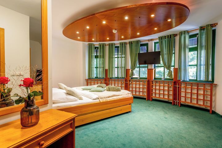 Room 18 of 54