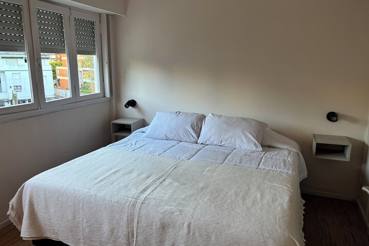Room 12 of 24
