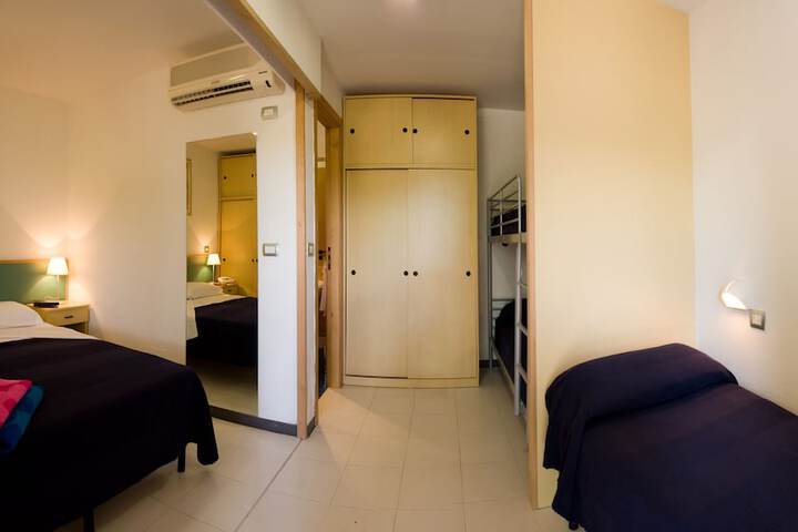 Room 10 of 41