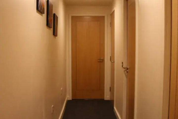 Room 12 of 18
