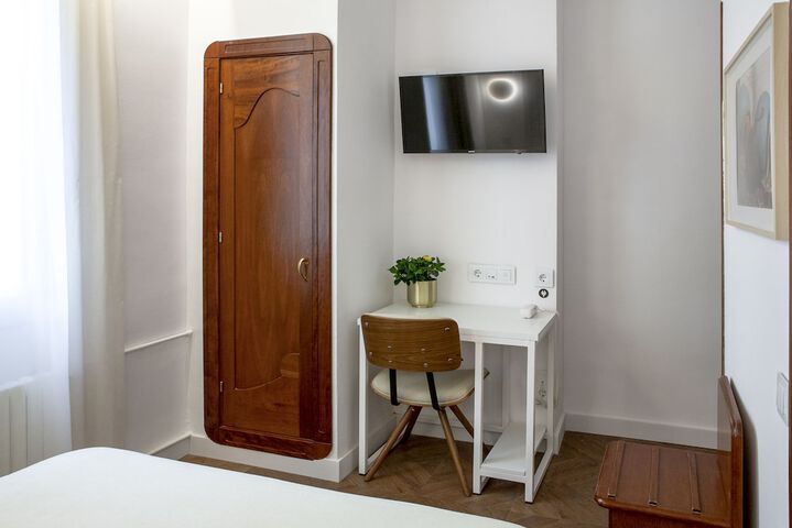 Room 20 of 53