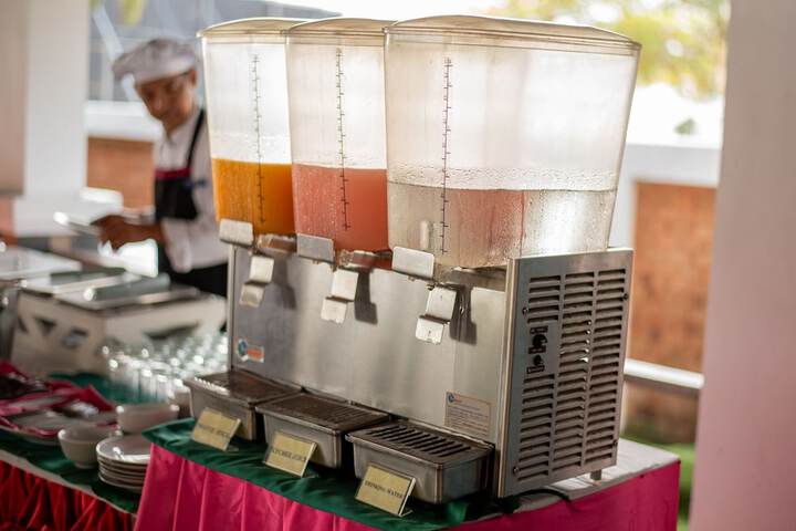 Breakfast/Coffee Service 97 of 155