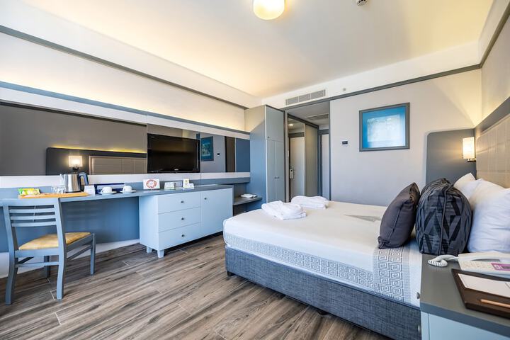 Room 11 of 259