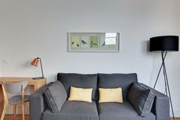 Room 26 of 102