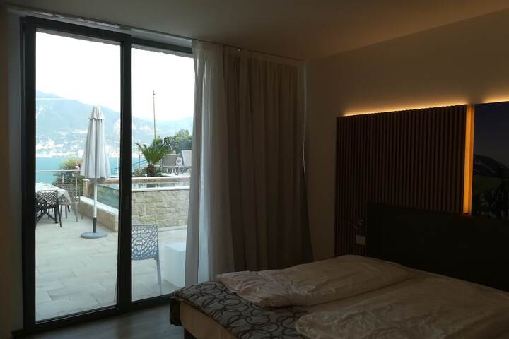 Room 13 of 81