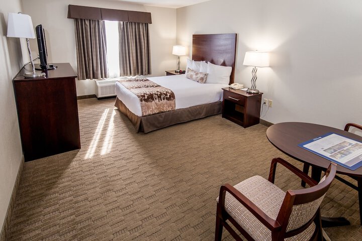 Room 6 of 73