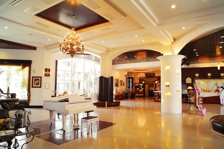 Hotel Interior 3 of 93