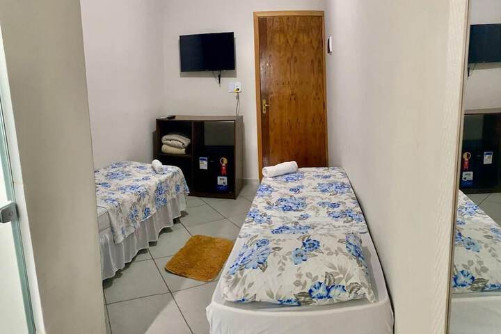 Room 13 of 29