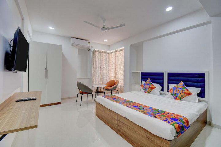 Room 20 of 34