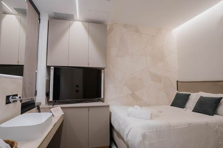 Room 45 of 117