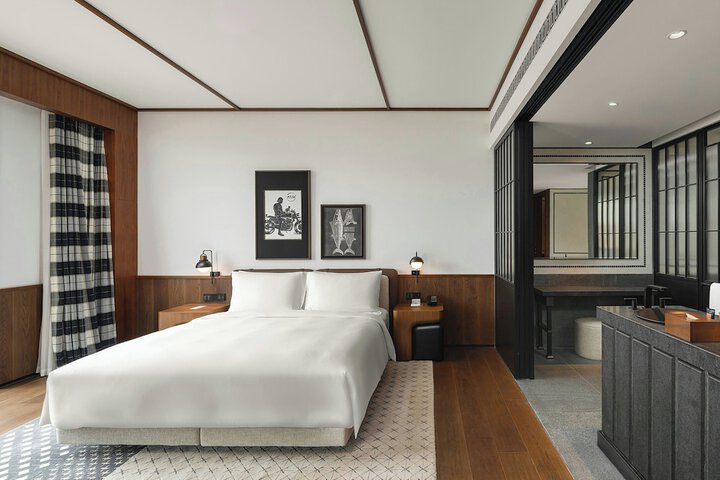 Room 31 of 86