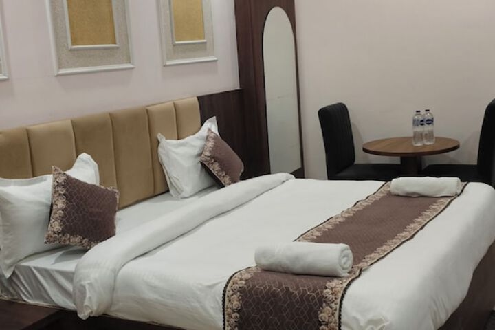Room 27 of 118
