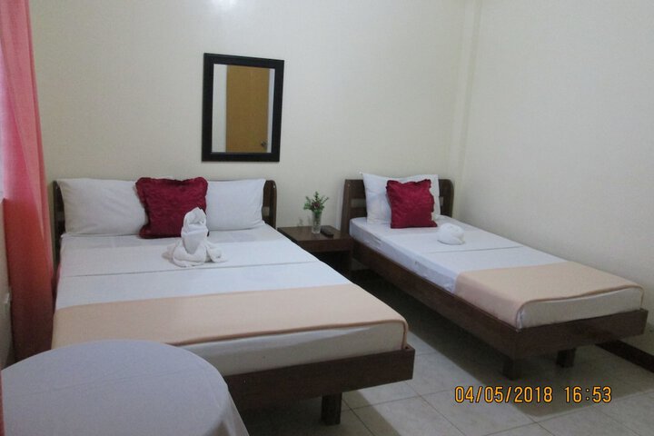 Room 10 of 116