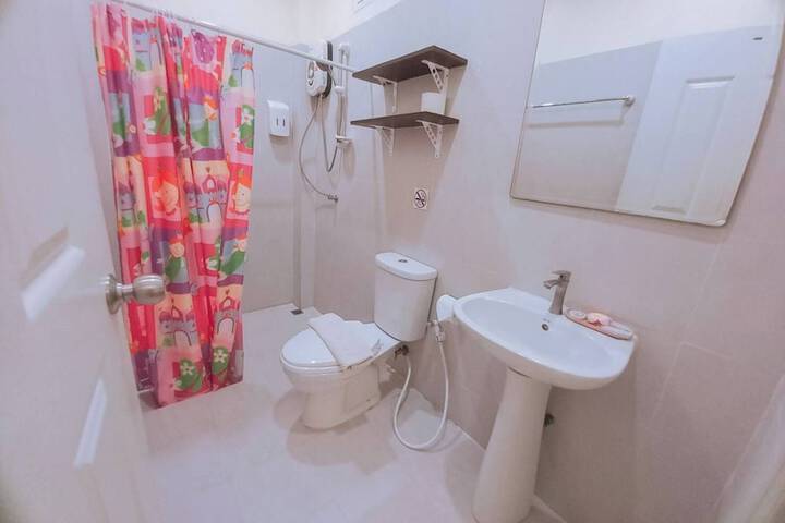 Room 53 of 95