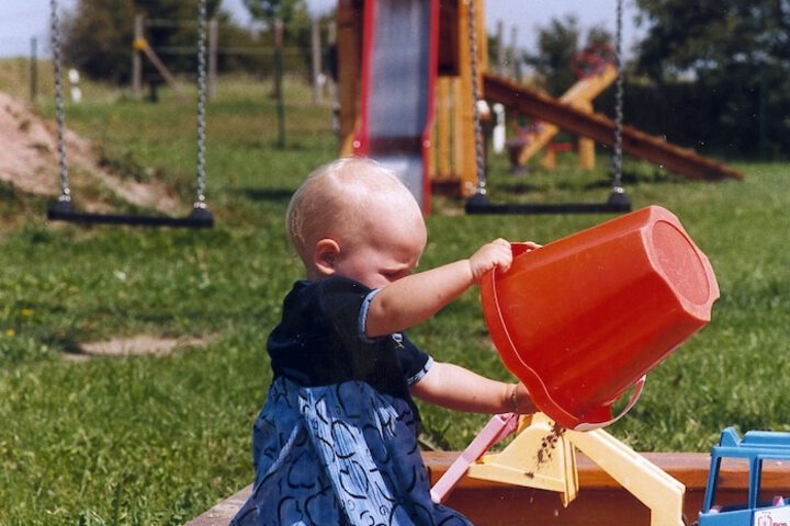 Children's play area - outdoor