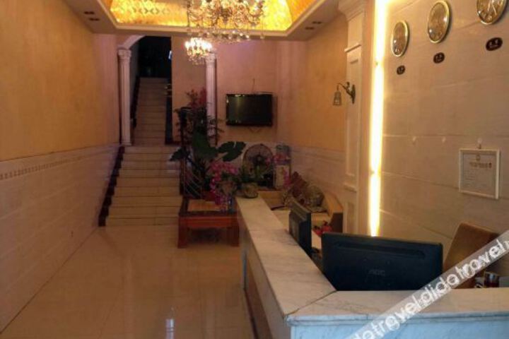 Hotel Interior 5 of 18