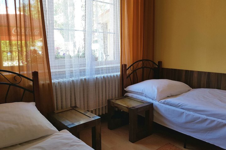 Room 12 of 45