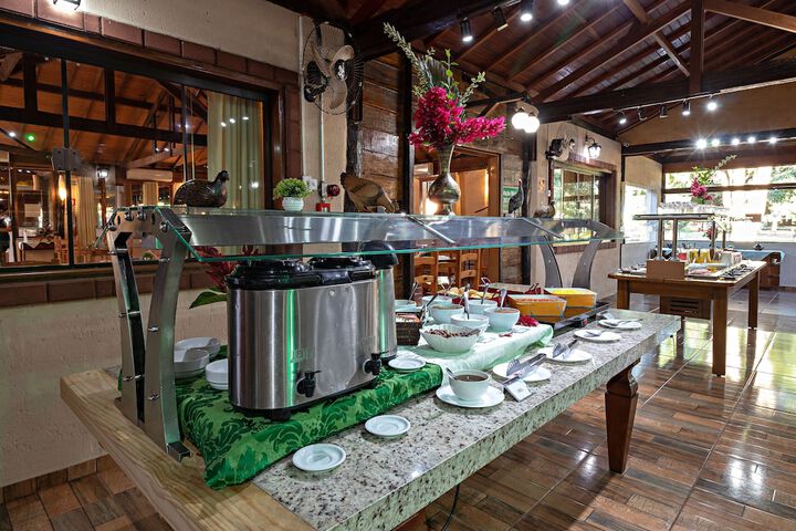Breakfast/Coffee Service 123 of 141