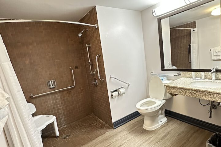 Room 35 of 53