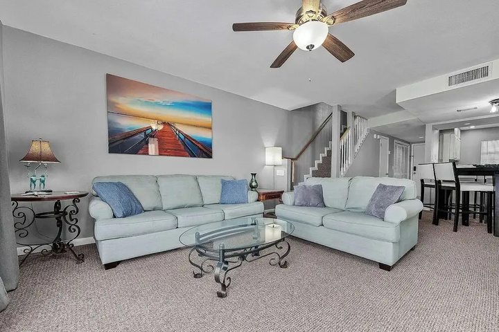 Room 12 of 26