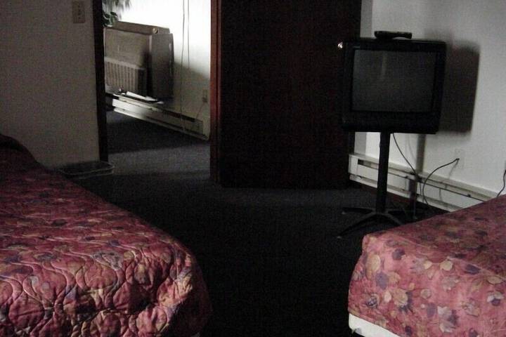 Room 42 of 67