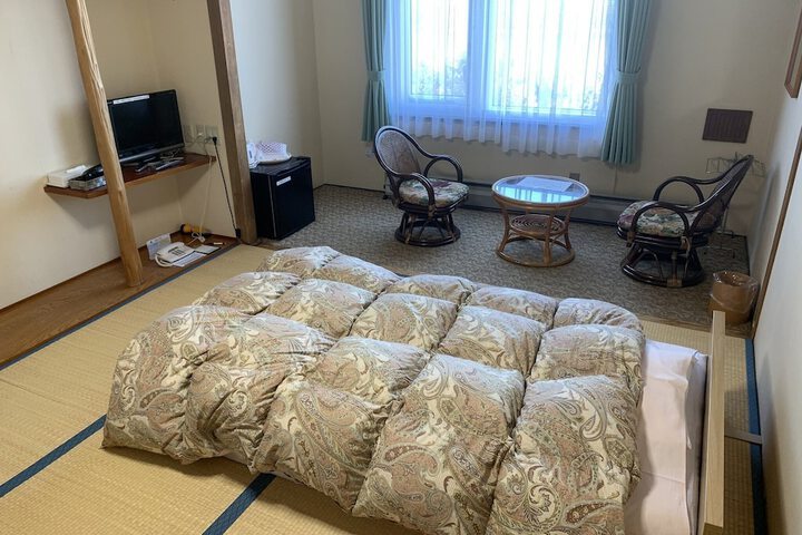 Room 17 of 39