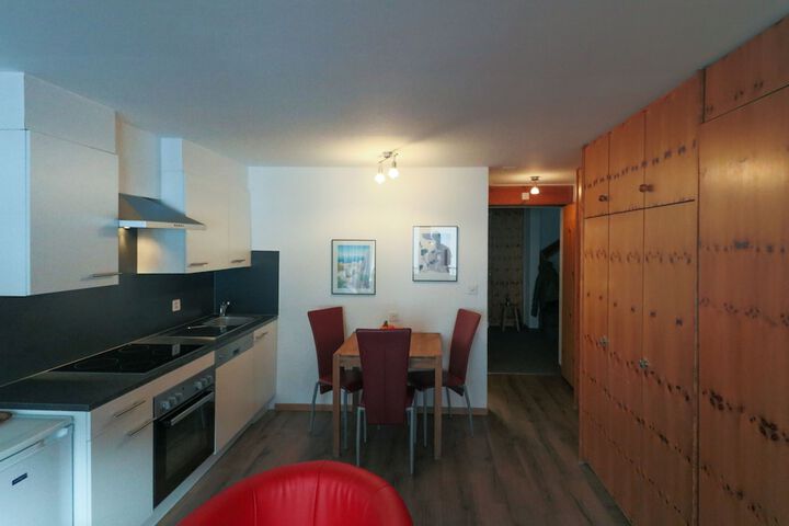 Room 45 of 169
