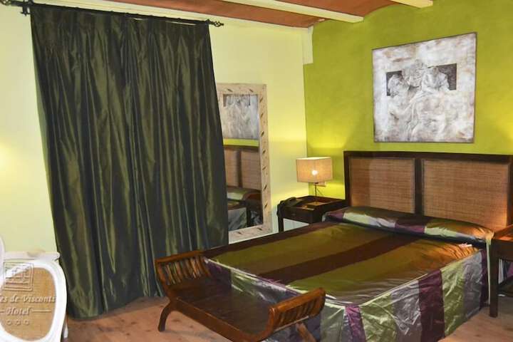 Room 15 of 22