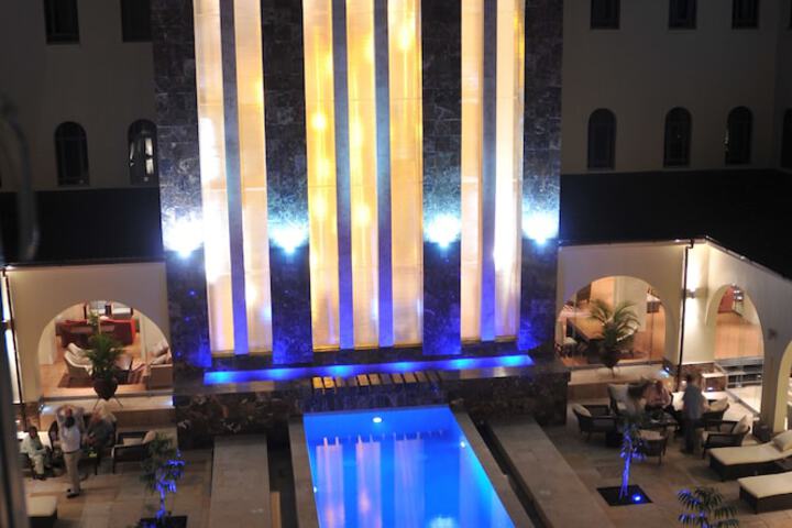 Pool 89 of 193