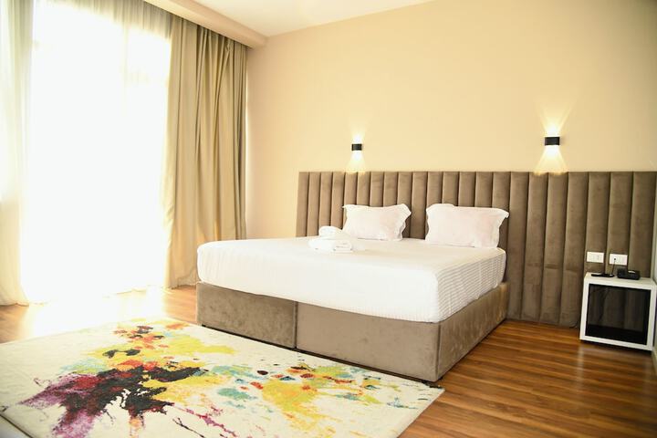 Room 13 of 61