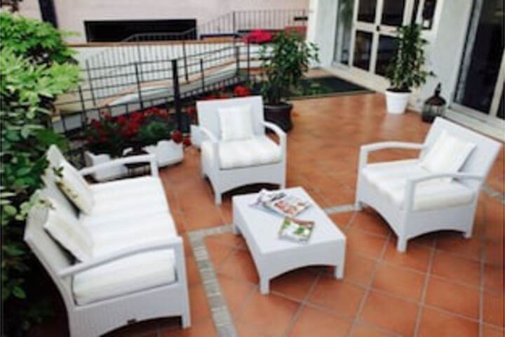 Terrace/Patio 21 of 23
