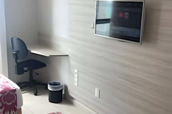Room 45 of 137