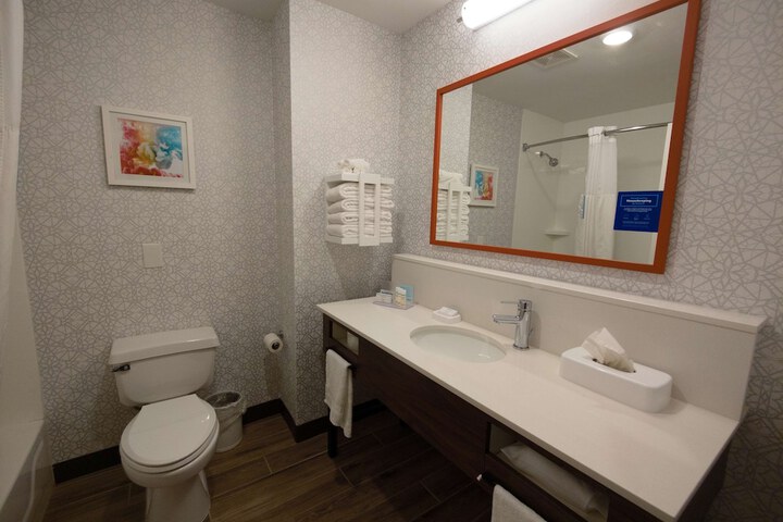 Bathroom shower
