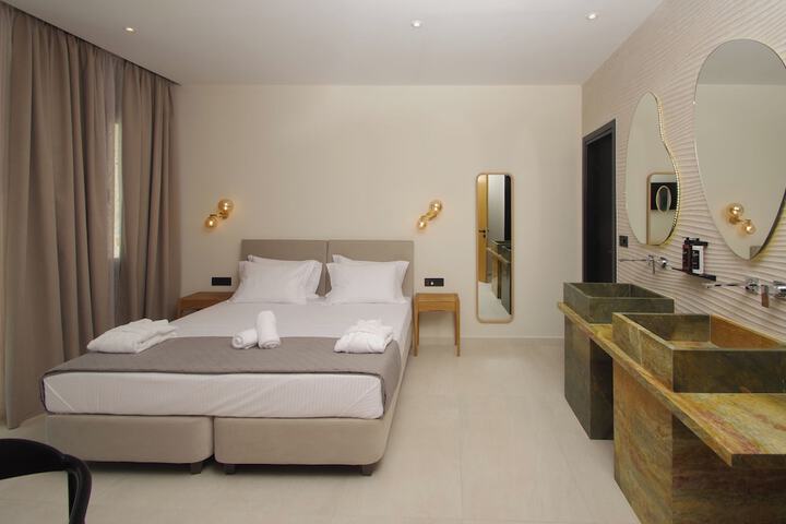 Room 30 of 186