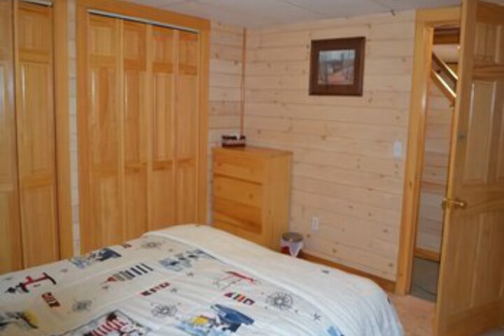 Room 5 of 20