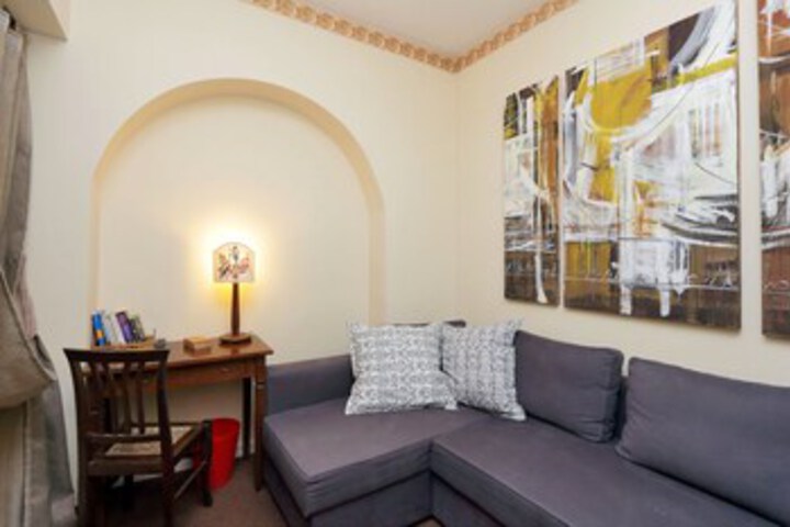 Room 54 of 166