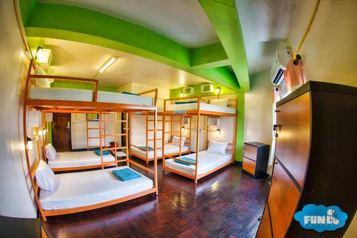 Room 34 of 65