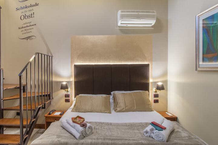 Room 35 of 41