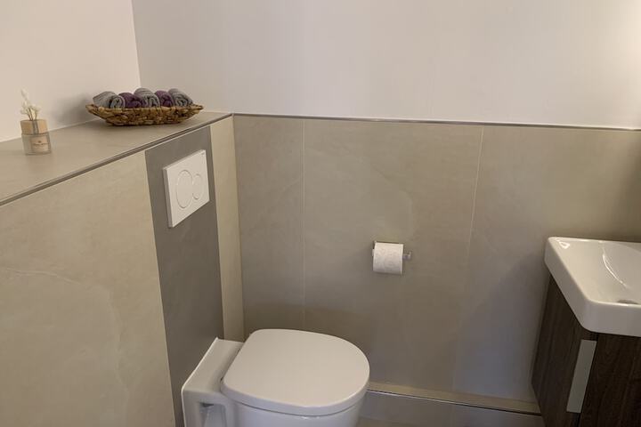 Room 15 of 24