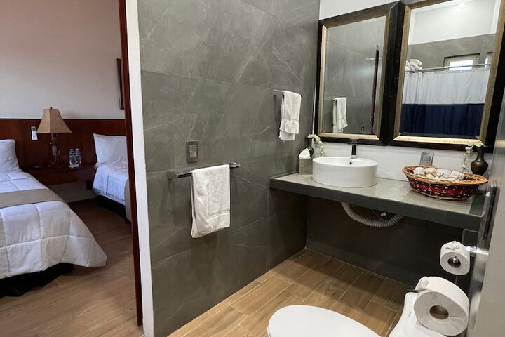 Room 17 of 21