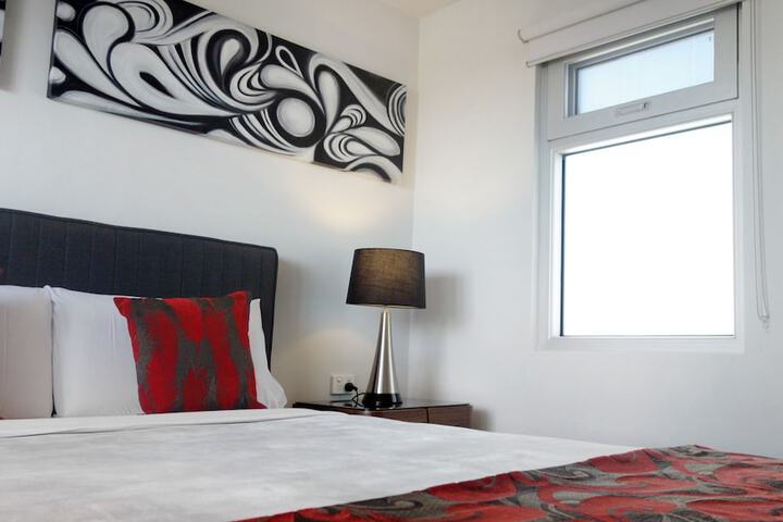 Room 32 of 158